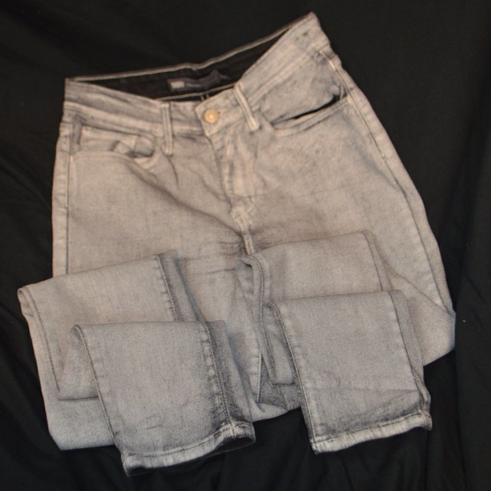 Levi’s Hi Rise Skinny Coated Front Jeans Grey Size: 6/28
